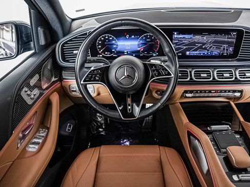 Certified 2024 Mercedes-Benz GLS 450 4MATIC image 15