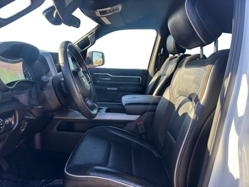 Used 2020 RAM 1500 Laramie w/ Sport Appearance Package image 10