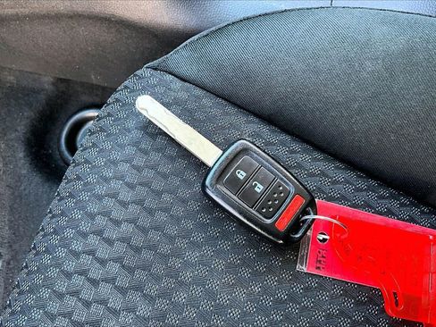 Used 2018 Honda Fit LX image 34