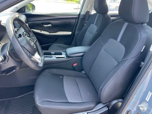 Certified 2024 Nissan Sentra SV w/ All-Weather Package FWD image 7