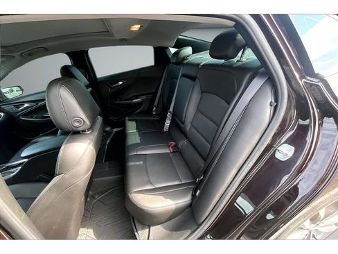 Used 2020 Chevrolet Malibu Premier FWD image 34