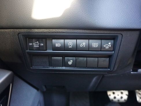 Used 2024 Toyota Tundra Limited w/ TRD Off-Road Package image 5