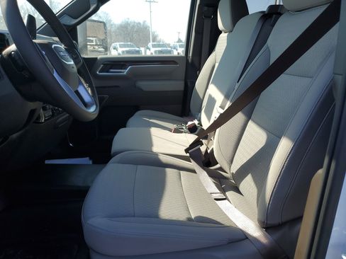 New 2025 GMC Sierra 3500 SLE w/ SLE Convenience Package image 26