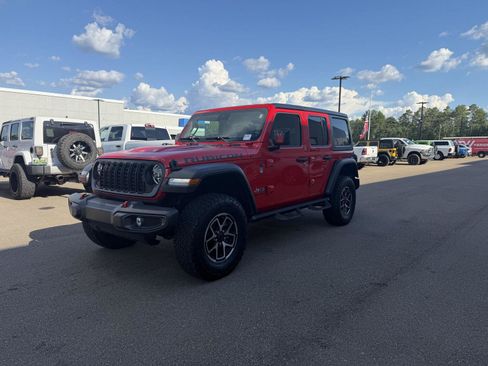 Used 2024 Jeep Wrangler Unlimited Rubicon w/ Safety Group AWD/4WD image 1