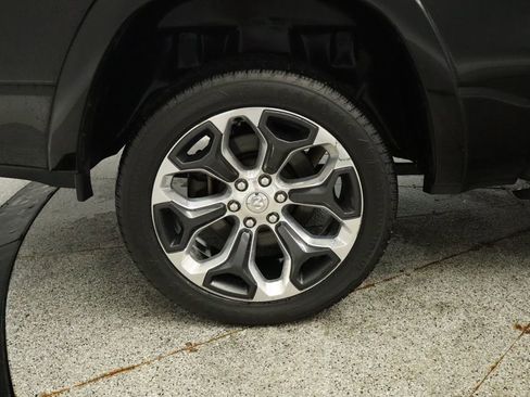 Used 2019 RAM 1500 Limited AWD/4WD image 17