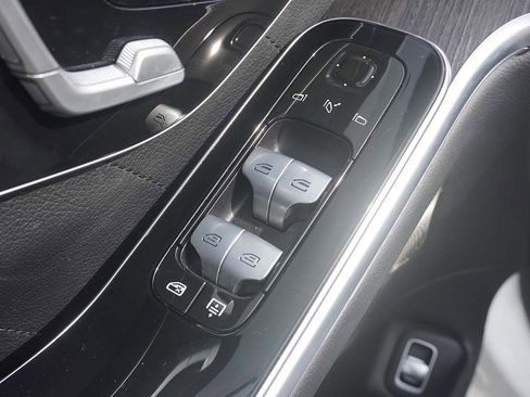 Used 2022 Mercedes-Benz S 580 4MATIC Sedan image 38