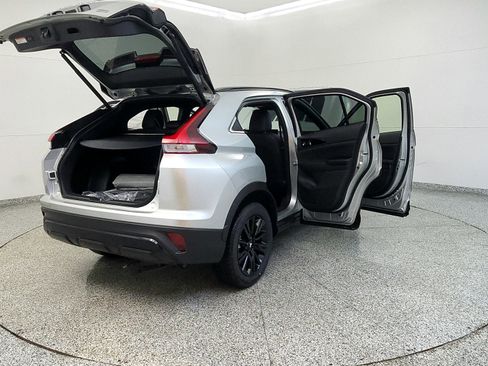 Used 2025 Mitsubishi Eclipse Cross AWD image 11