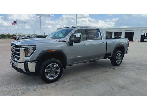 New 2026 GMC Sierra 2500 SLT AWD/4WD image 4