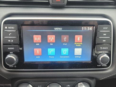 Used 2023 Nissan Versa SV image 20