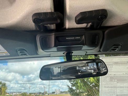 New 2026 Jeep Gladiator Sport image 12