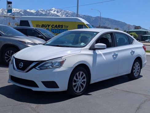 Used 2017 Nissan Sentra S w/ S Style Package FWD image 9