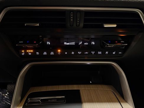 New 2026 MAZDA CX-90 3.3 Turbo w/ Premium Sport Pkg image 18