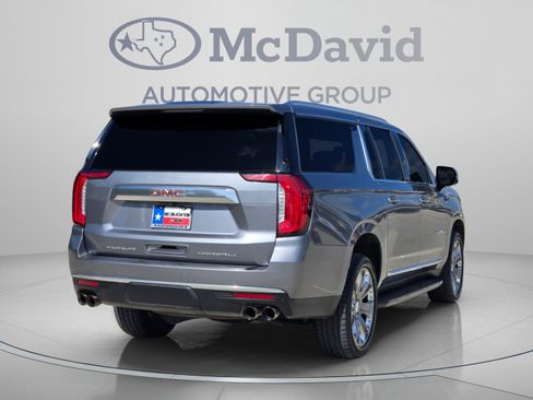 Used 2021 GMC Yukon XL Denali AWD/4WD image 6