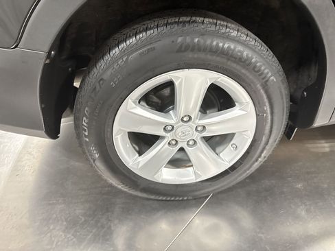 Used 2014 Toyota RAV4 XLE image 13