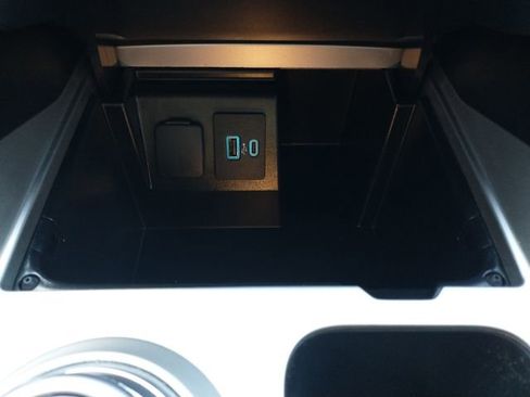 Used 2021 Ford Explorer Platinum w/ Equipment Group 601A image 45