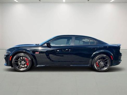 Used 2022 Dodge Charger Scat Pack image 3