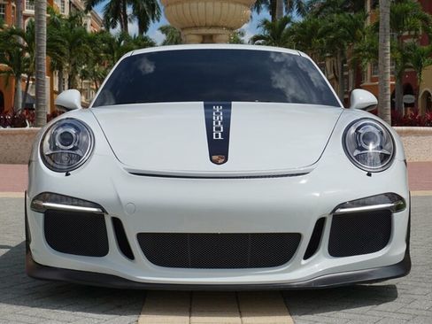 Used 2015 Porsche 911 GT3 RWD image 8