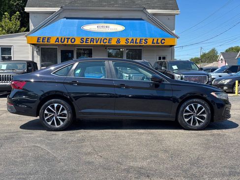 Used 2024 Volkswagen Jetta S FWD image 1