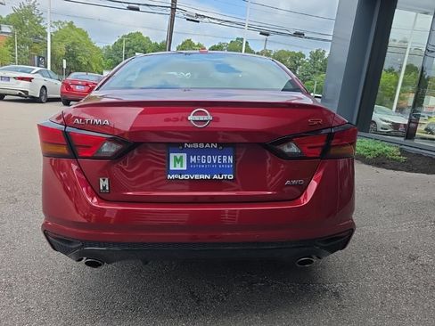 Used 2024 Nissan Altima 2.5 SR AWD/4WD image 5