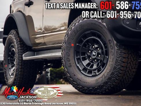 New 2026 Ford Bronco Outer Banks w/ Sasquatch Package image 2