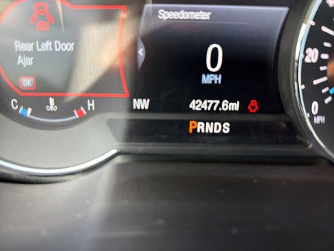 Used 2019 Ford Explorer Platinum AWD/4WD image 16