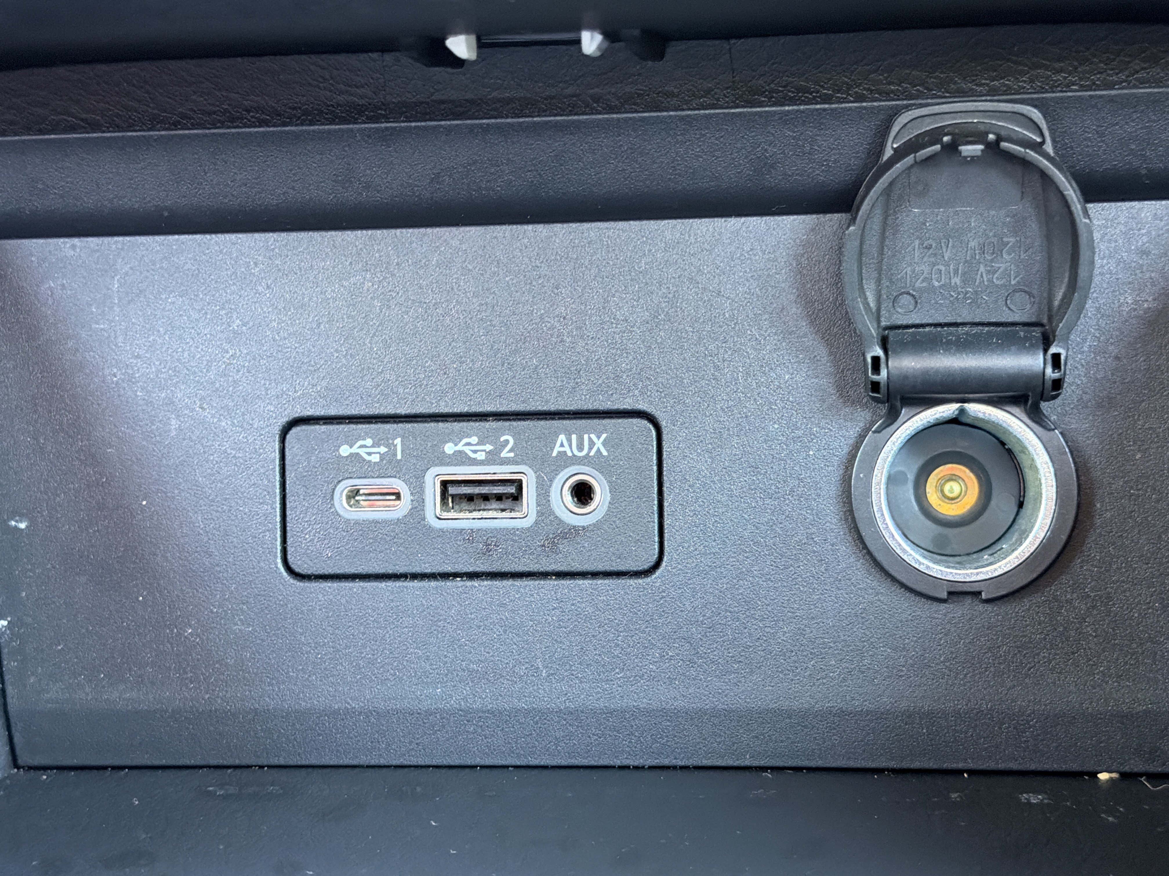 Used 2022 Nissan Sentra SV w/ All-Weather Package FWD image 7