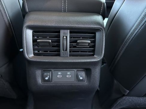 New 2026 Nissan Murano Platinum w/ Cargo Package AWD/4WD image 17