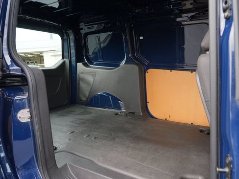 Used 2018 Ford Transit Connect XL FWD image 29