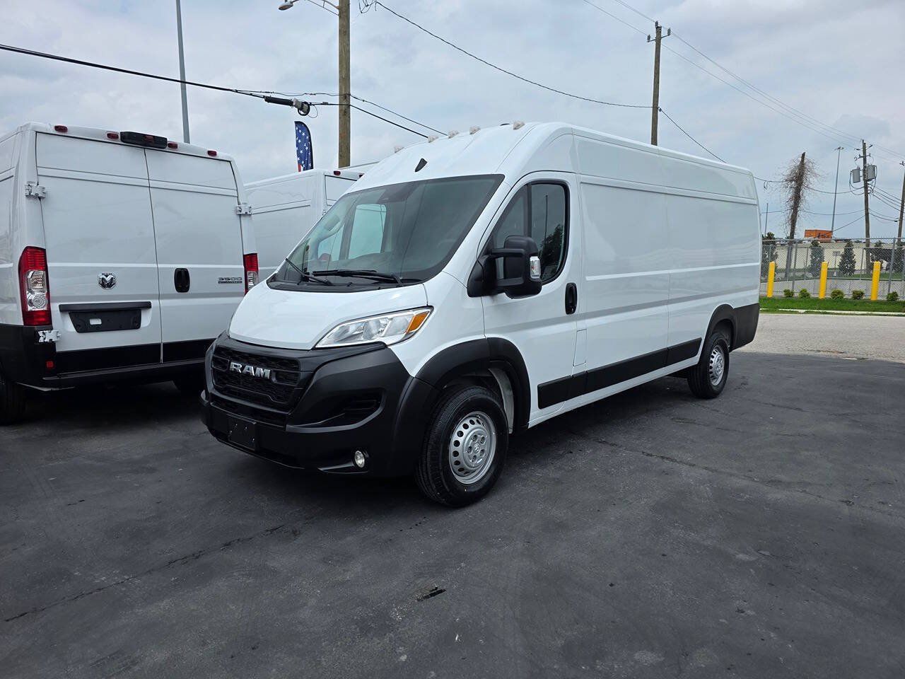 Used 2025 RAM ProMaster 3500 w/ Convenience Group FWD image 28