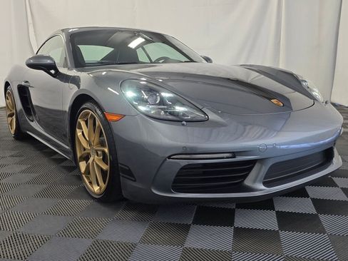 Certified 2025 Porsche 718 Cayman RWD image 9