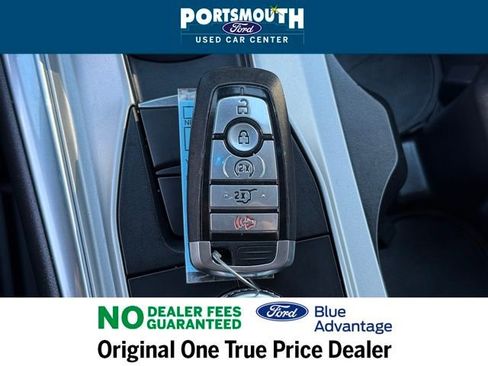 Used 2022 Ford Explorer Limited w/ Limited Technology Package image 17