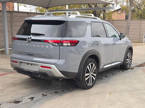 Used 2024 Nissan Pathfinder Platinum w/ Cargo Package image 3