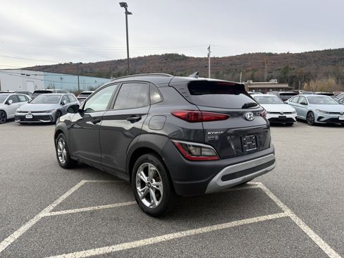 Used 2023 Hyundai Kona SEL image 5