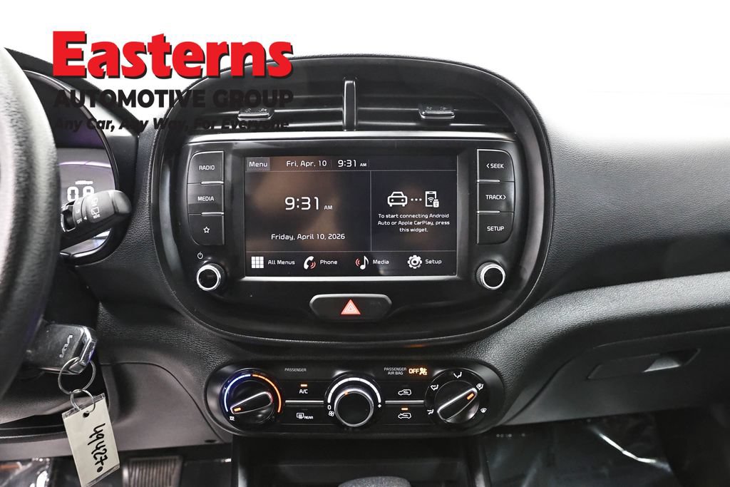 Used 2024 Kia Soul LX w/ Option Group 015 FWD image 13