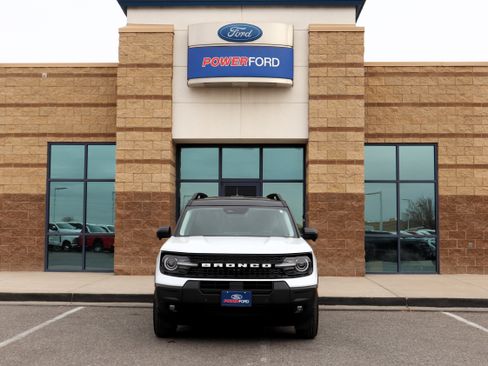 New 2025 Ford Bronco Sport Outer Banks w/ Outer Banks Tech Package+ image 3