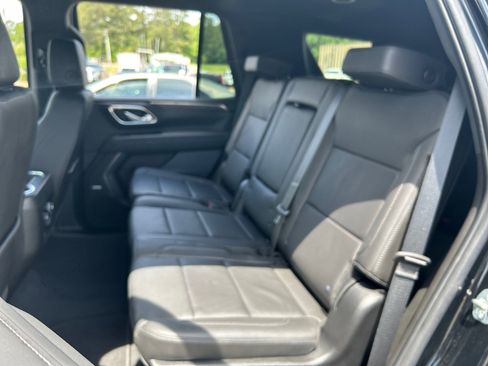 Used 2024 Chevrolet Tahoe Z71 w/ Off-Road Capability Package image 17