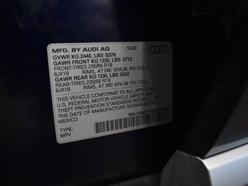 Used 2024 Audi Q5 Premium image 37