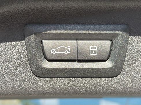 New 2026 BMW ALPINA XB7 AWD/4WD image 13