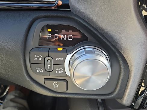 New 2026 RAM 1500 Laramie AWD/4WD image 23
