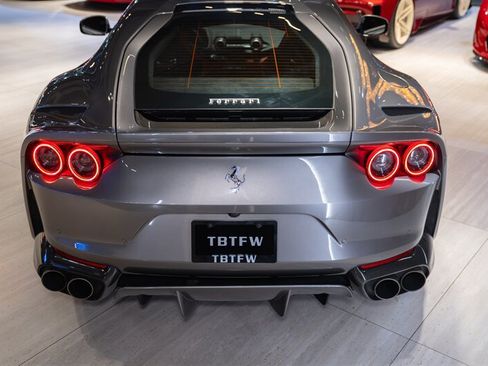 Used 2019 Ferrari 812 Superfast RWD image 30
