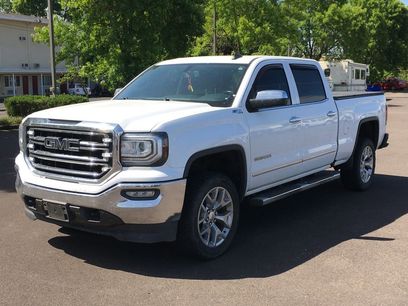 Used 2018 GMC Sierra 1500 SLT w/ SLT Premium Package