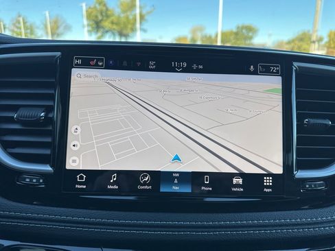 New 2026 Chrysler Pacifica Select image 69