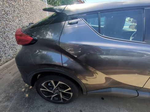 Used 2020 Toyota C-HR XLE FWD image 7