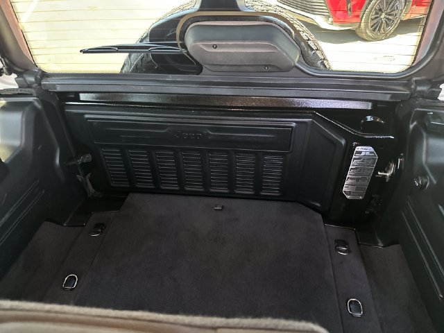 Used 2021 Jeep Wrangler Unlimited Sport AWD/4WD image 26