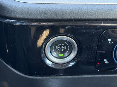 Used 2022 Chevrolet Silverado 1500 RST image 14