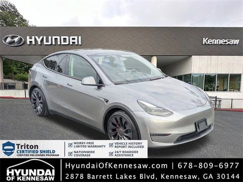 Used 2025 Tesla Model Y Performance image 1