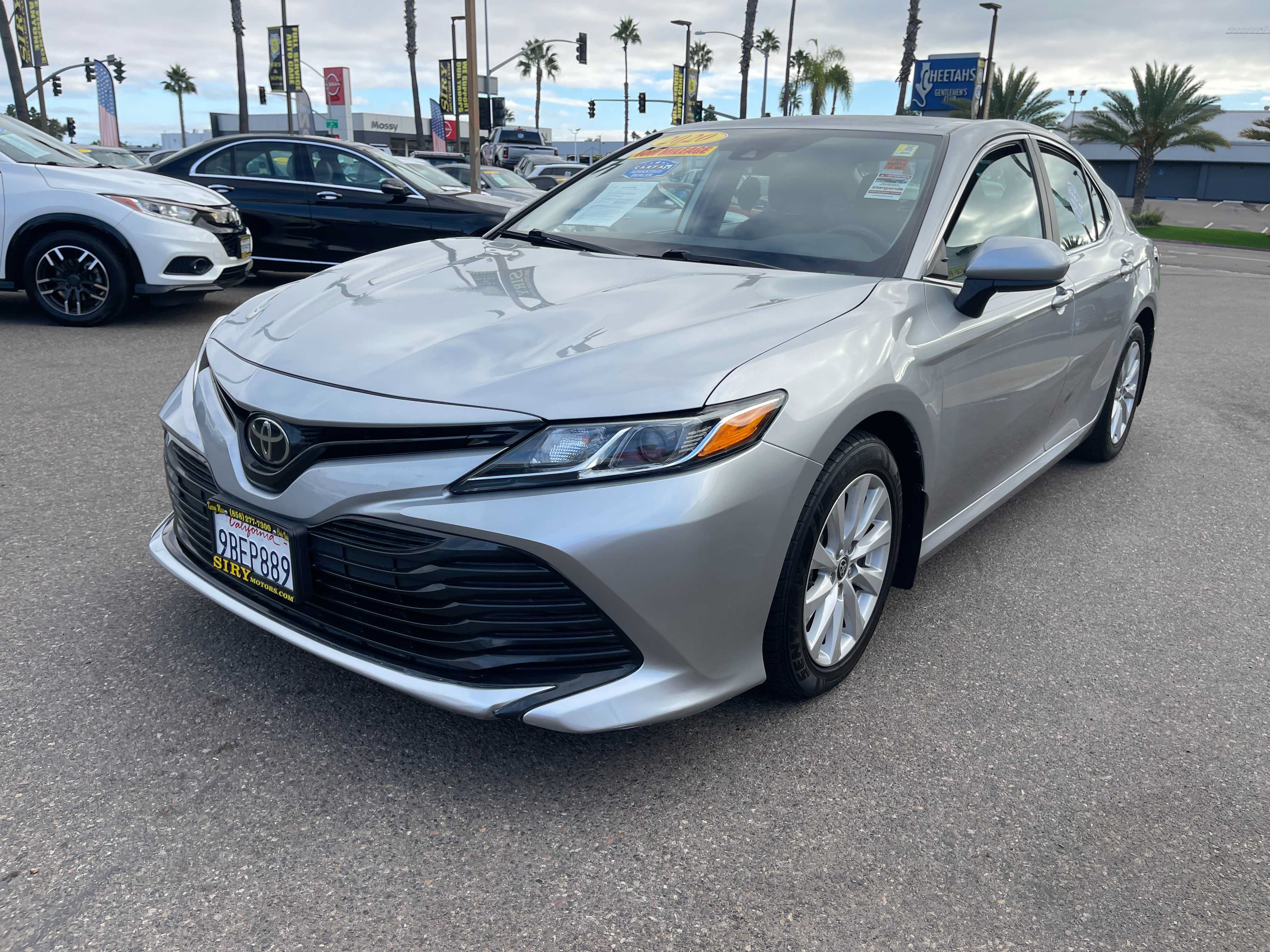 Used 2020 Toyota Camry LE AWD/4WD image 7