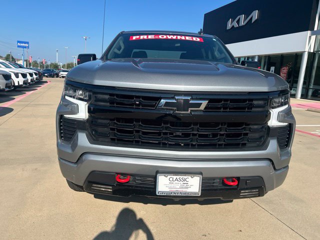 Used 2023 Chevrolet Silverado 1500 RST w/ Redline Edition AWD/4WD image 2
