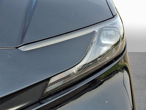 Certified 2025 Toyota Camry SE FWD image 7