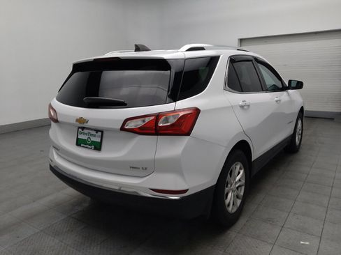 Used 2019 Chevrolet Equinox LT w/ Sun & Navigation Package image 9